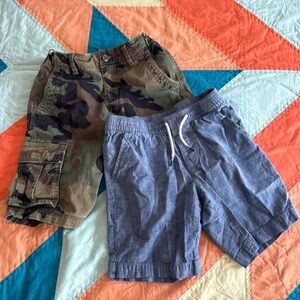 2 pairs of boys gap shorts